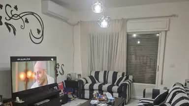 شقة في عبدون شارع إبراهيم الحاج حسن - 180,000 دأ - صورة NaN