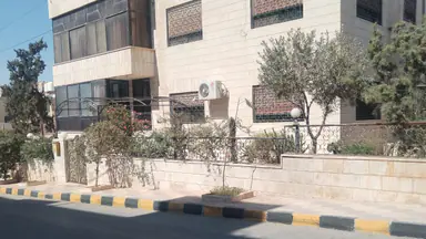 فيلا/منزل - فيلا للبيع مميزة  - 300000 دأ