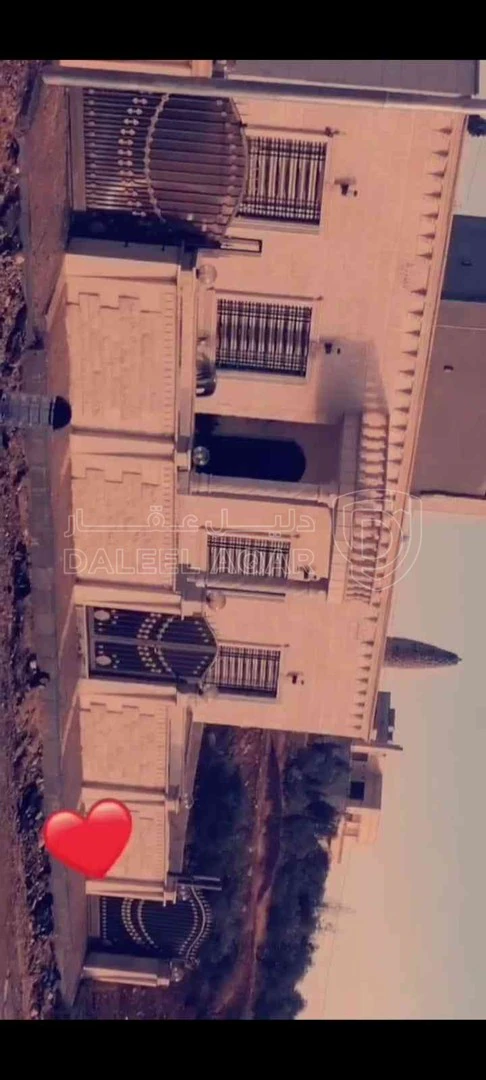 فيلا/منزل في عمان جاوا - 135,000 دأ - صورة 1