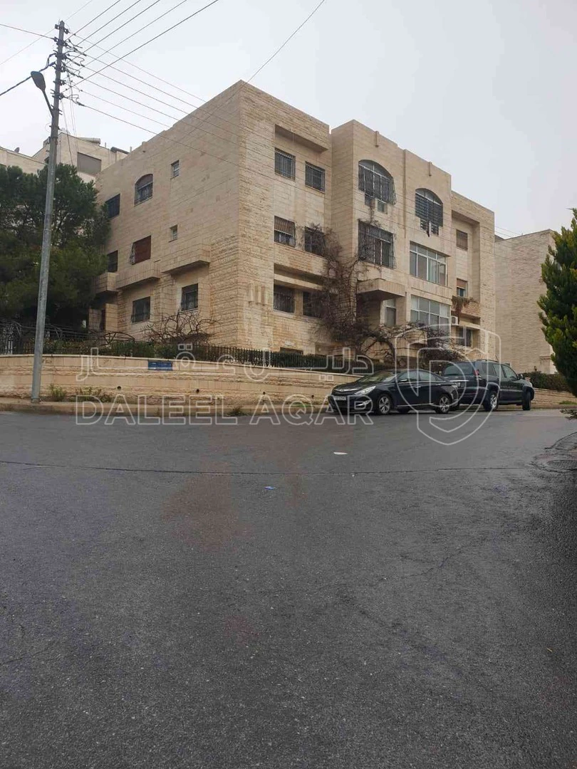 مبنى في الجبيهه - 680,000 دأ - صورة 1