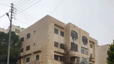 مبنى في الجبيهه - 680,000 دأ - صورة NaN