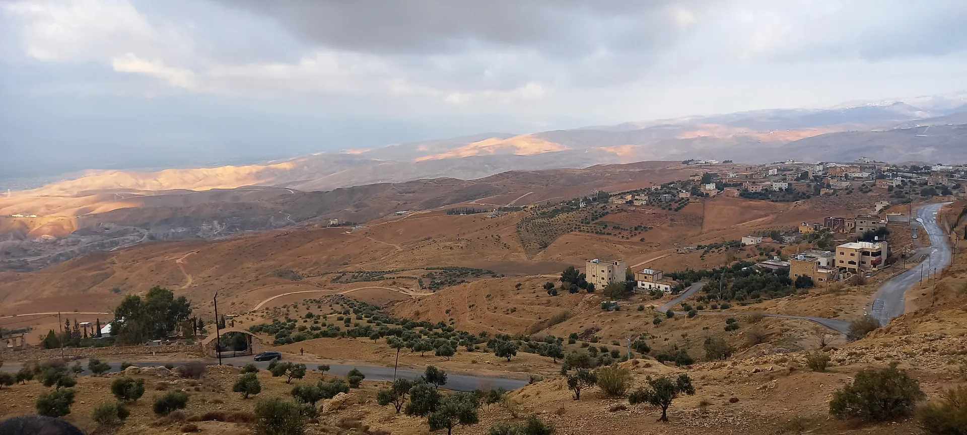 أرض في عمان ناعور شارع تركي - 70,000 دأ - صورة 1