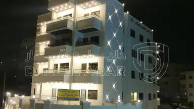 شقة - طبربور .خلف صالة ليالي الشرق . قرب مدرسة الخنساء  - 61000 دأ