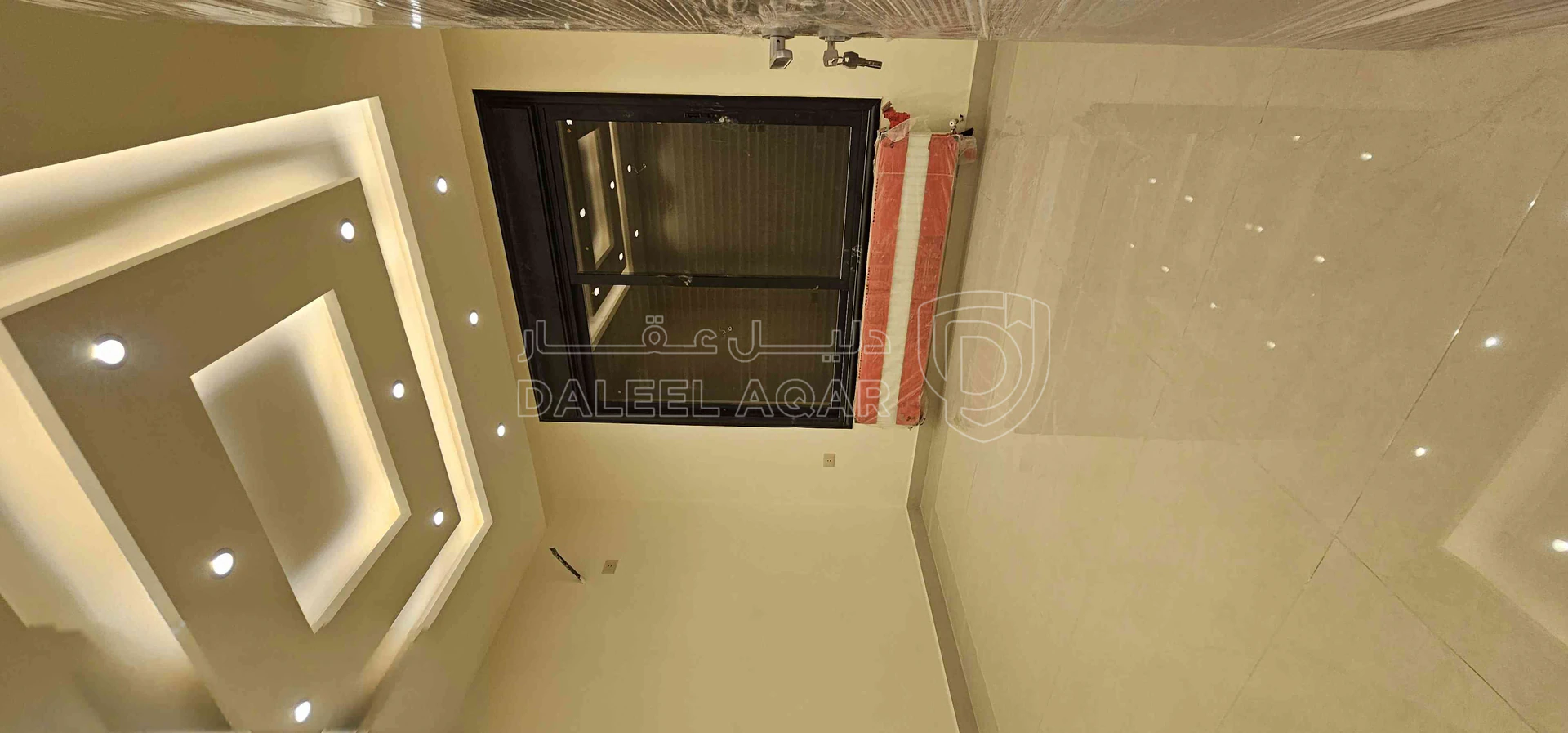 شقة في الجبيهه ام زويتينه دوبلكس درج داخلي اخير مع روف - 135,000 دأ - صورة 1