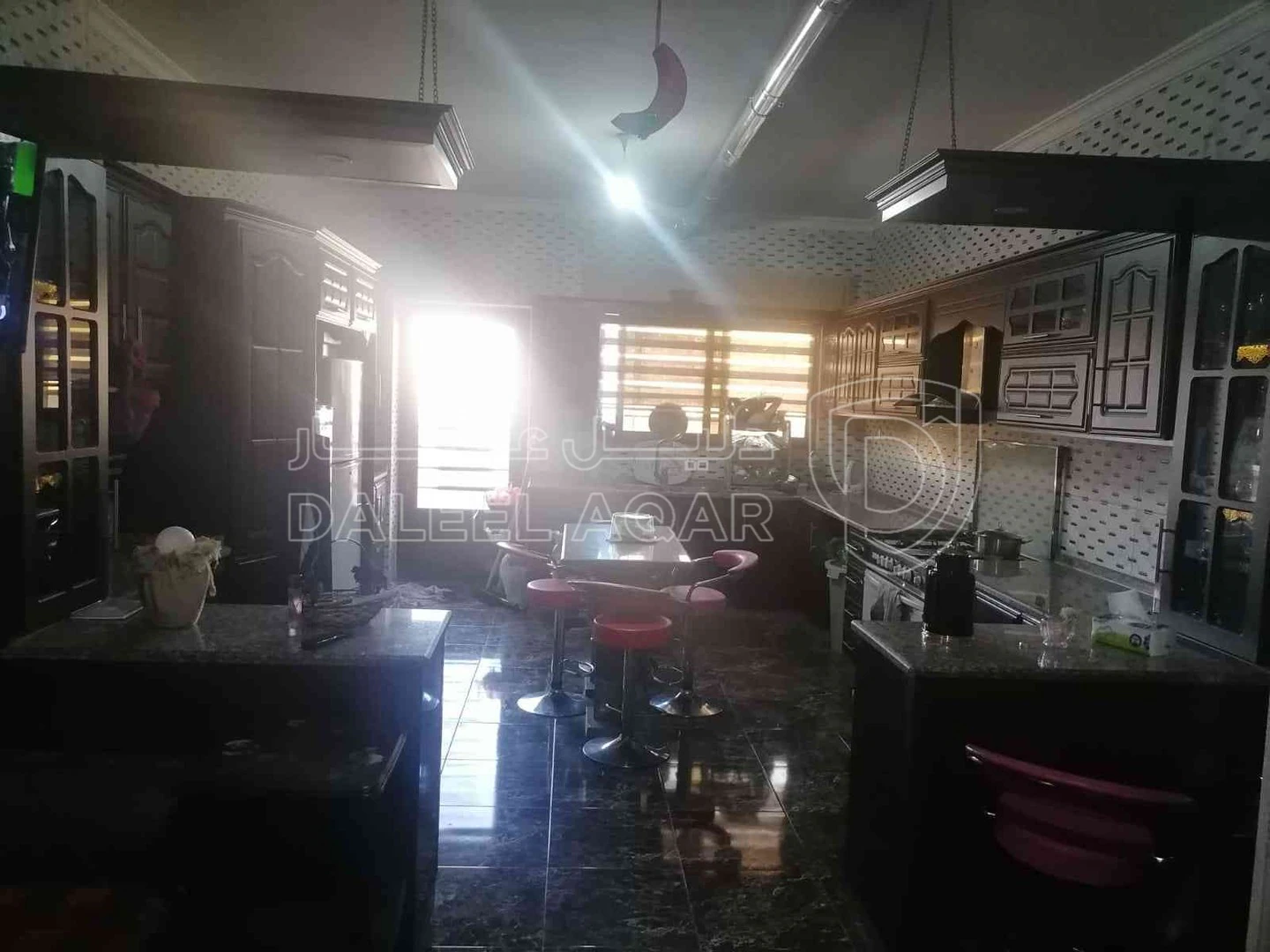 فيلا/منزل في عمان جاوا - 135,000 دأ - صورة 1