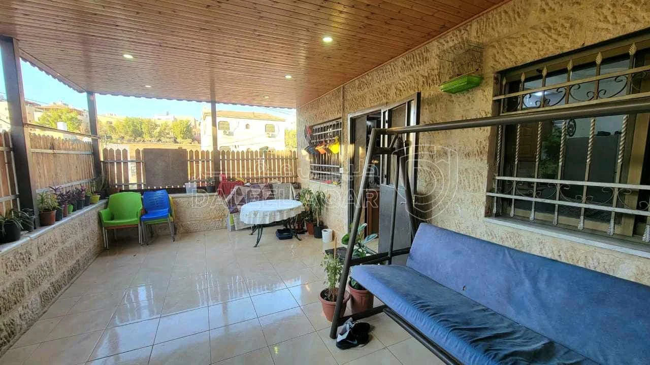 شقة في عمان طبربور قرب مدارس الخضر للبنين والباص السريع  - 62,000 دأ - صورة 1