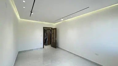 شقة في البنيات طريق المطار - 85,000 دأ - صورة NaN