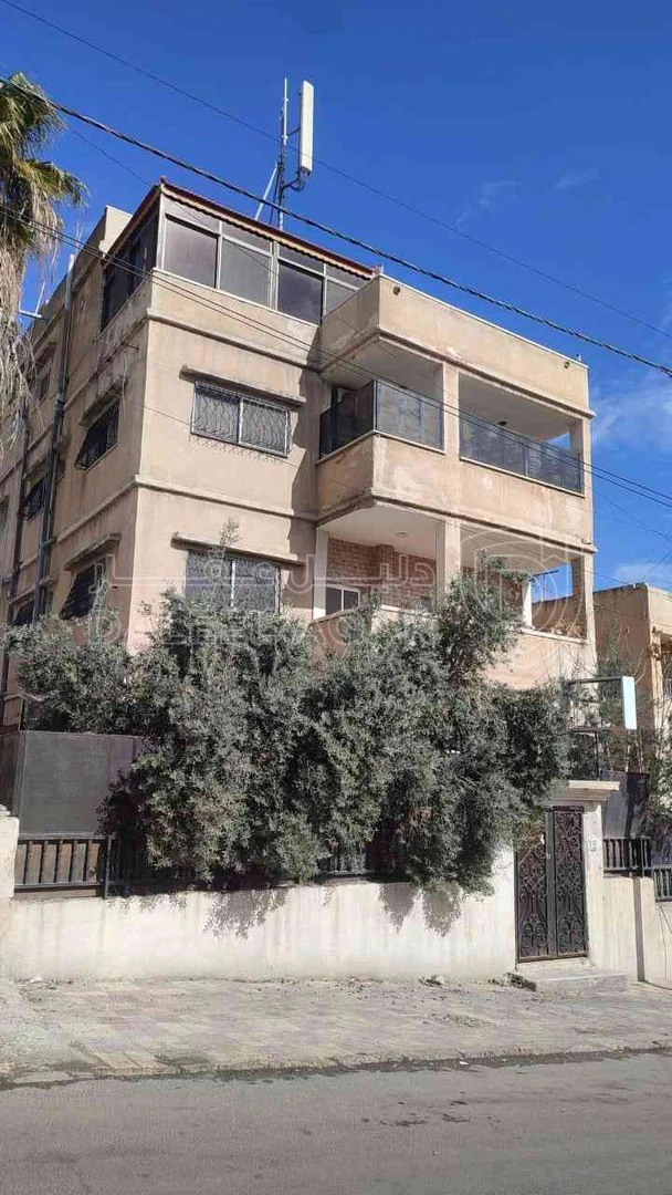 مبنى في ماركا الشمالية حي الونانات  - 16,000 دأ - صورة 1