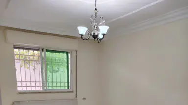 شقة - شارع عائشة بنت الحسين  - 72000 دأ