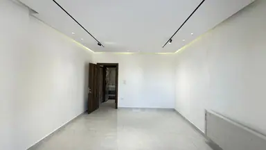 شقة في البنيات طريق المطار - 85,000 دأ - صورة NaN