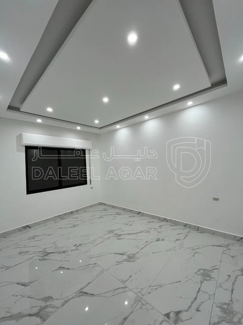 شقة في في ضاحية الياسمين قرب دوار قرقش منطقة راقية  - 75,000 دأ - صورة 1