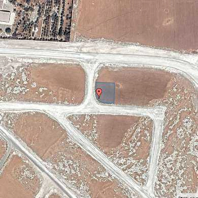 أرض في بالقرب من مدرسة الشويفات ونادي الجواد العربي - 258,700 دأ - صورة 1