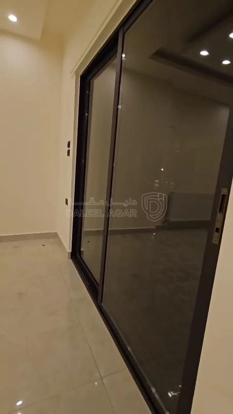 شقة في مرج الحمام - قرب دوار البكري - 130,000 دأ - صورة 1