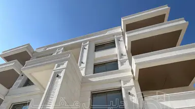 شقة - شقة تشطيب فلل في اجمل مناطق ضاحية الرشيد  - 125000 دأ