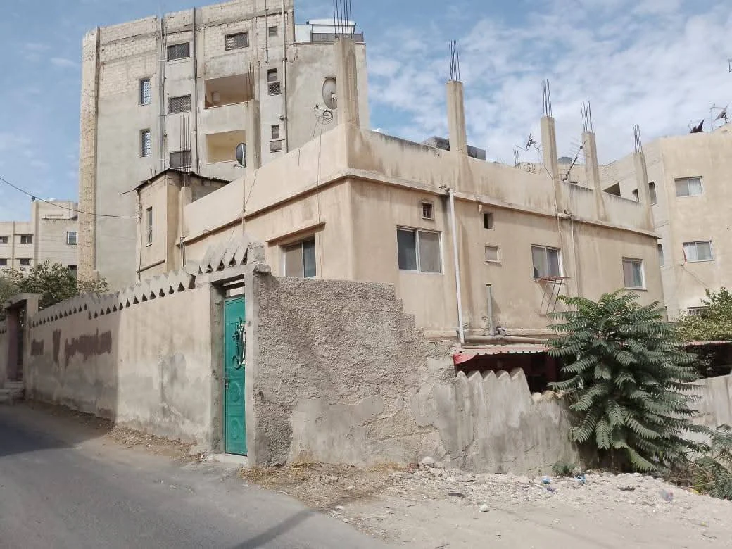 فيلا/منزل في ماركا الشمالية - حي الونانات  - 70,000 دأ - صورة 1