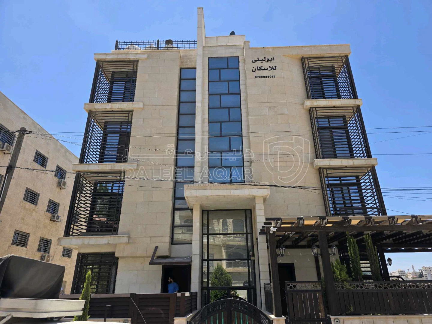شقة في عرجان شارع الطبري - 75,000 دأ - صورة 1