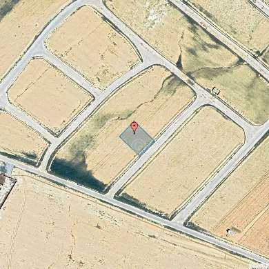 أرض في شمال شرق مطار الملكة علياء الدولي - 30,000 دأ - صورة 1