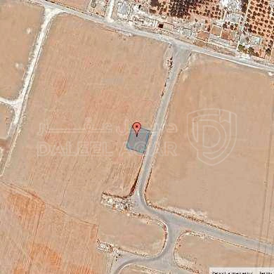 أرض في قرية الصلاحية - امتداد طريق المطار - 27,500 دأ - صورة 1