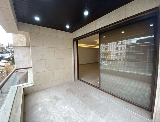 شقة في دير غبار - شارع هاشم السقاف قرب صيدلية الندى - 230,000 دأ - صورة 1