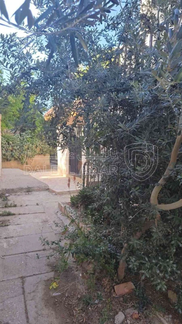 فيلا/منزل في ابو نصير - 50,000 دأ - صورة 1