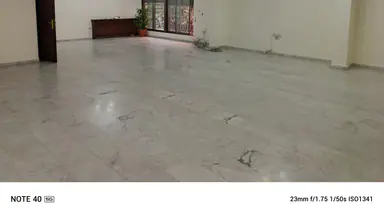 شقة - شارع عمر خليفات - 110000 دأ