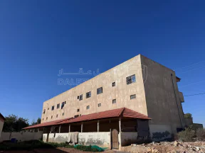مبنى في مادبا مليح خلف استراحة وشاليه دريم لاند  - 200,000 دأ - صورة NaN