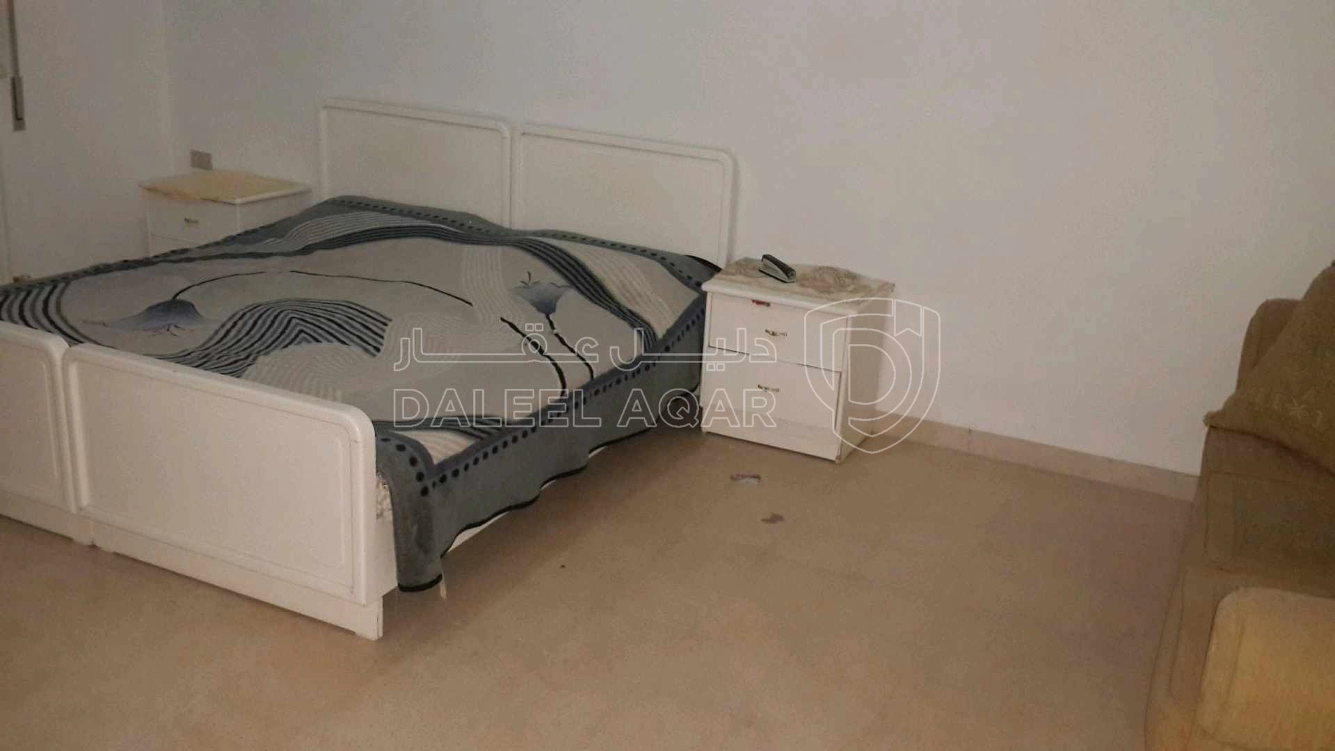 مبنى في تلاع العلي  فوق صالة البنفسج جانب خزان الماء - 300,000 دأ - صورة 1