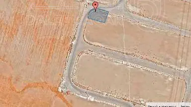 أرض في قرية الصلاحية - امتداد طريق المطار - 27,500 دأ - صورة NaN