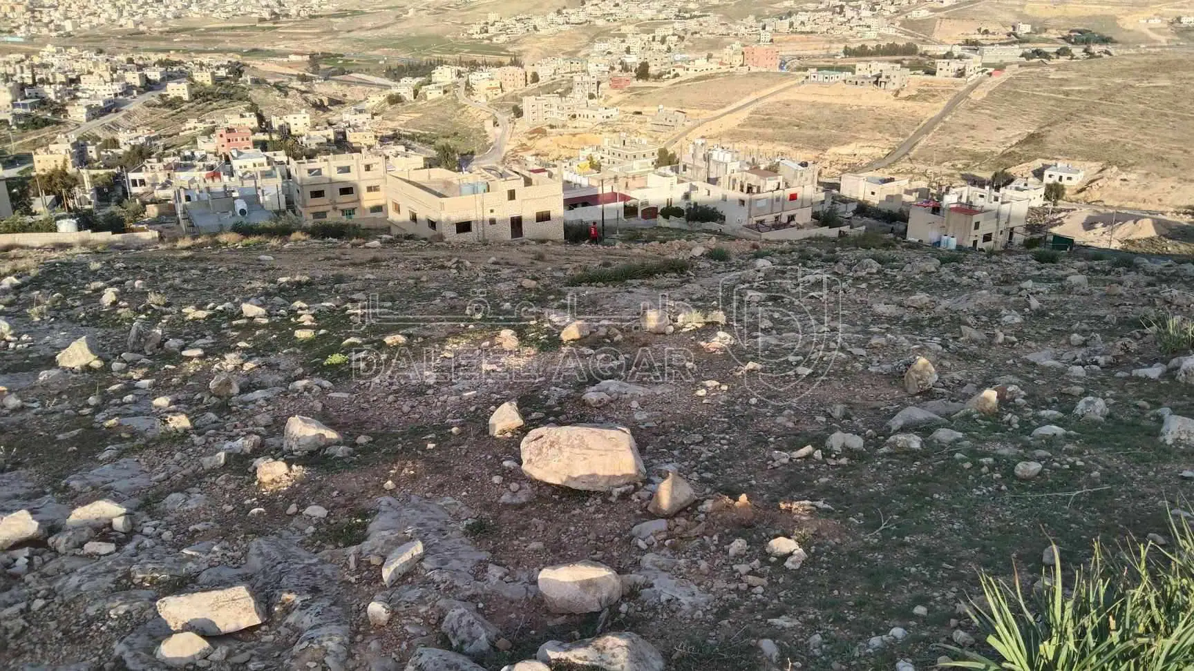 أرض في الزرقاء ابو الزبغان الشرقي  - 12,000 دأ - صورة 1