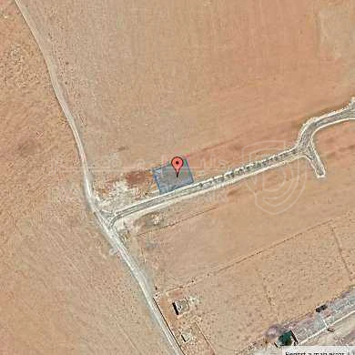 أرض في يبعد 600 متر عن شارع ال 100 - 24,000 دأ - صورة 1