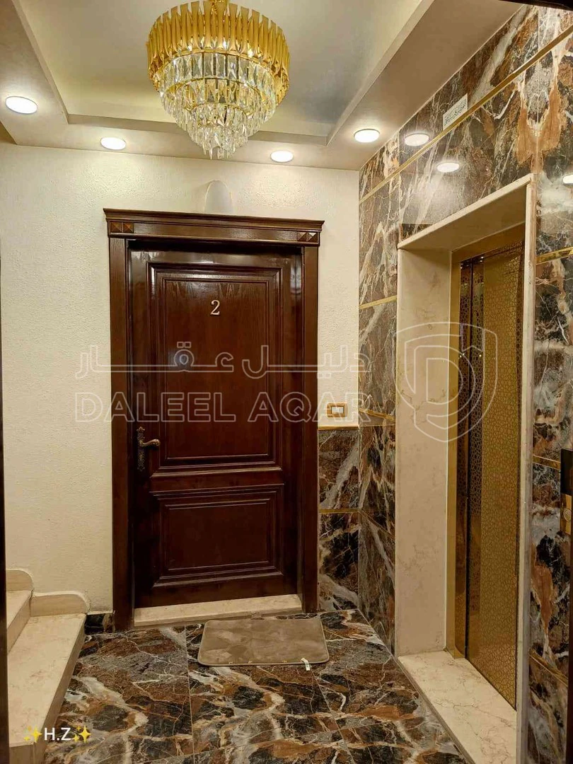 شقة في اربد شارع المعتصم 31 - 55,000 دأ - صورة 1