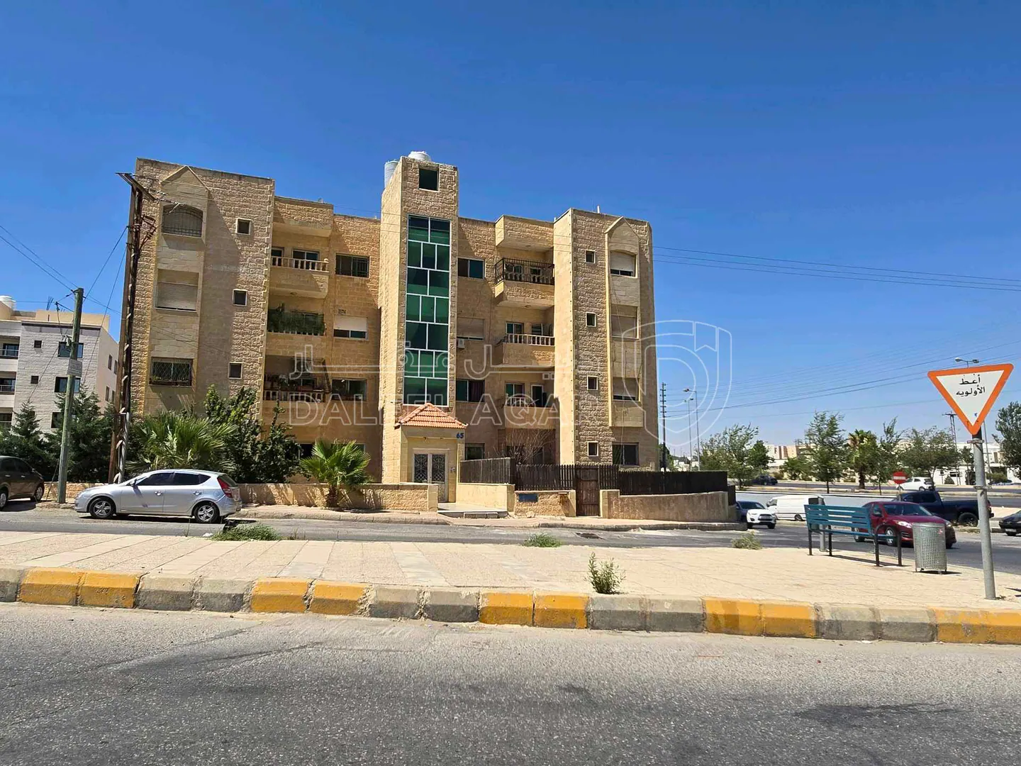 شقة في عمان الجبيهه ام زويتينه قرب وزارة التعليم العالي - 43,000 دأ - صورة 1