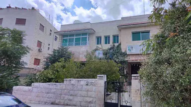 مبنى  - 390000 دأ