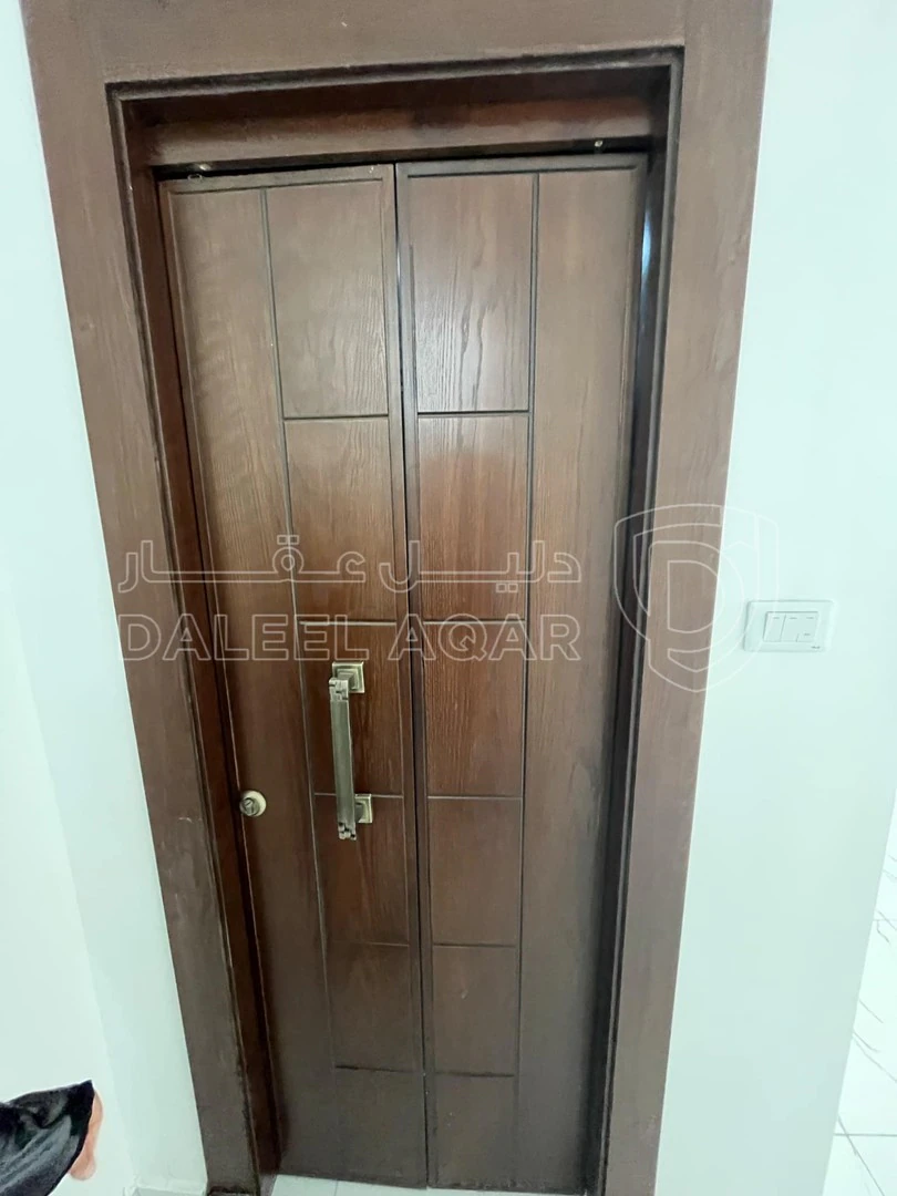 شقة في في ضاحية الياسمين قرب دوار قرقش منطقة راقية  - 75,000 دأ - صورة 1