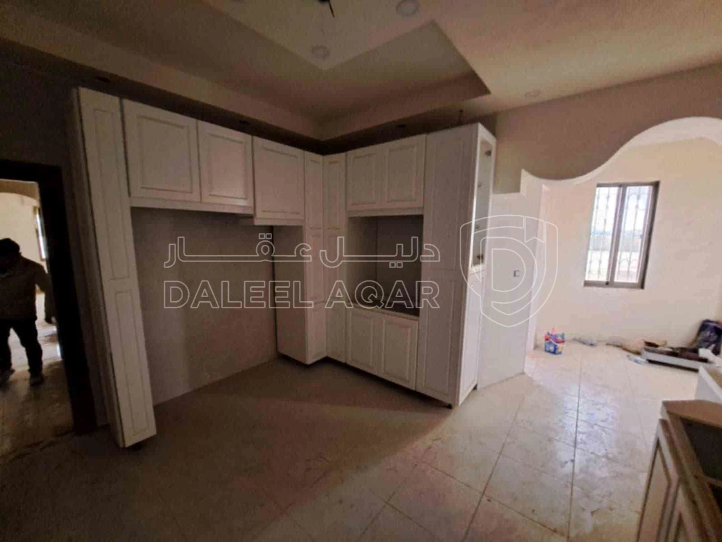 فيلا/منزل في عمان القسطل قبل جسر المطار قريبه من فلل الاندلسيه - 320,000 دأ - صورة 1