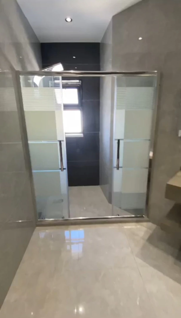 شقة في مرج الحمام - مقابل مدرسة البيان الدولية  - 129,000 دأ - صورة 1