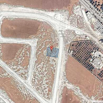 أرض في بالقرب من مدرسة الشويفات ونادي الجواد العربي - 205,200 دأ - صورة 1