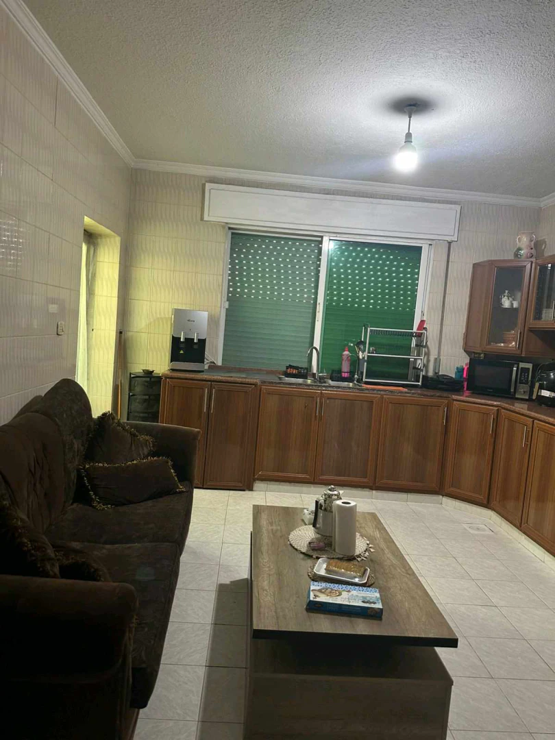 شقة في عمان ضاحية الرشيد خلف مبنى الأمم المتحده - 125,000 دأ - صورة 1