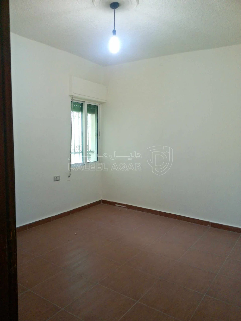 شقة في صويلح قرب دوار الكمالية وقرب مبنى الامانه - 43,000 دأ - صورة 1