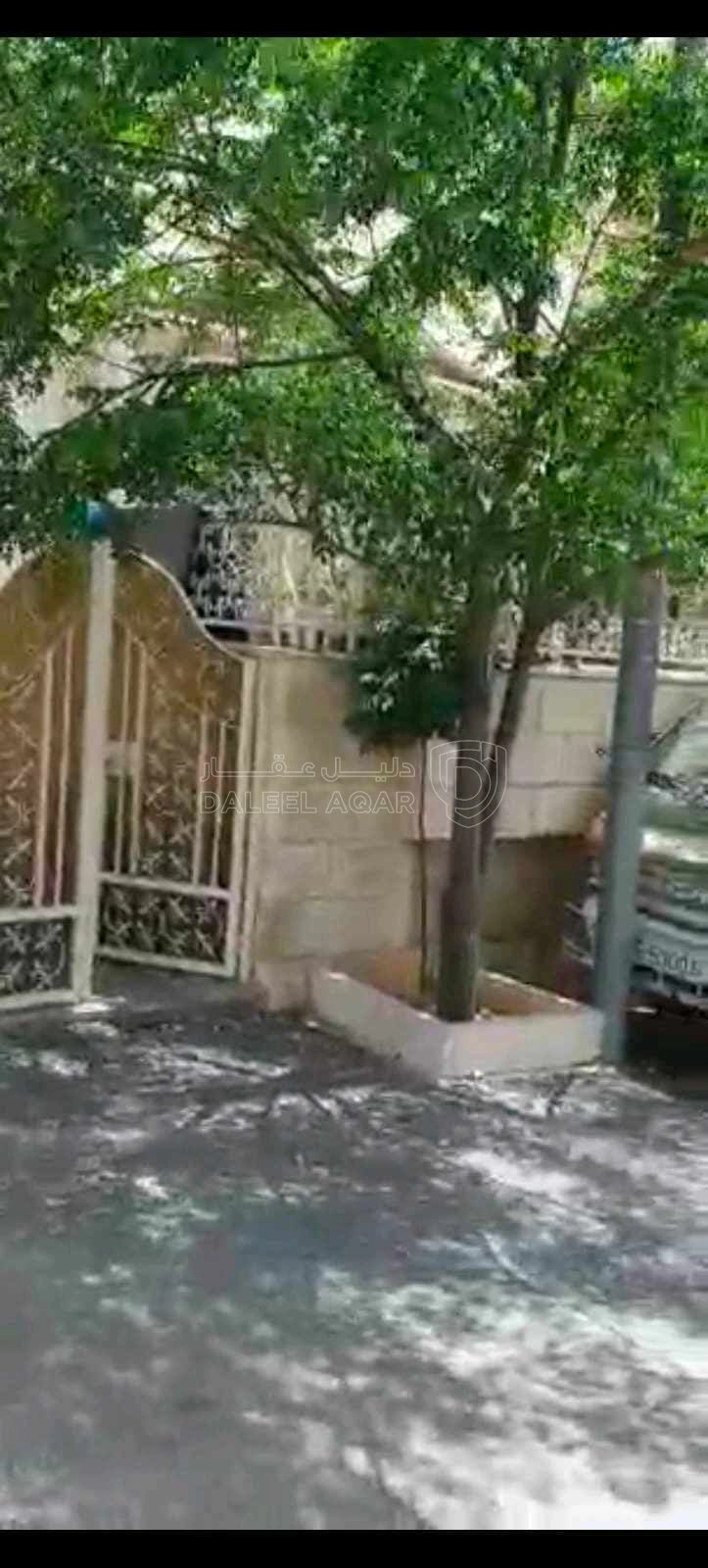 شقة في عمان جبل النصر حي عدن - 120,000 دأ - صورة 1