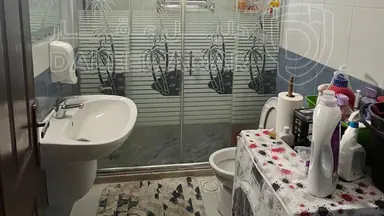 شقة في 🏡 للبيع – شقة بإطلالة ساحرة على وادي الشجرة ومنطقة الدبابنة / السلط – إسكان المهندسين - 65,000 دأ - صورة NaN