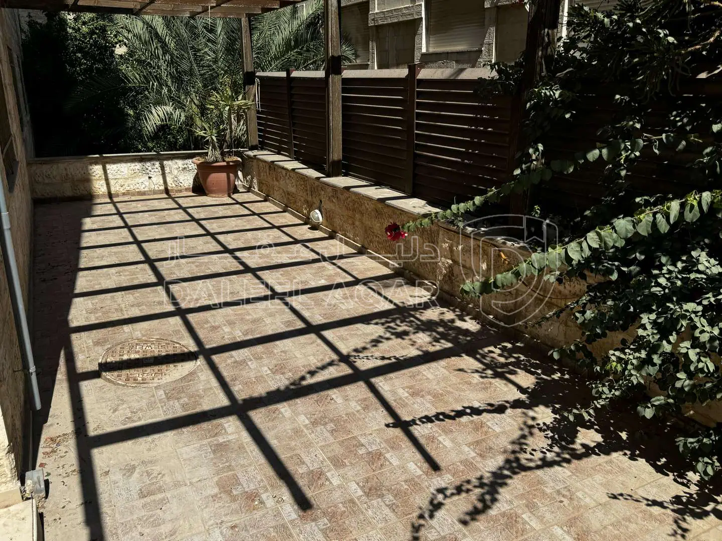 شقة في Abdoun - 200,000 دأ - صورة 1