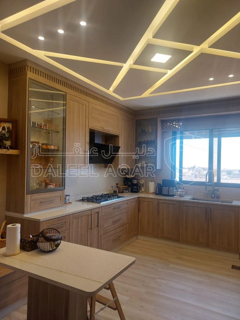 شقة في شارع يوسف رفيق الداهوودي - 298,000 دأ - صورة 1