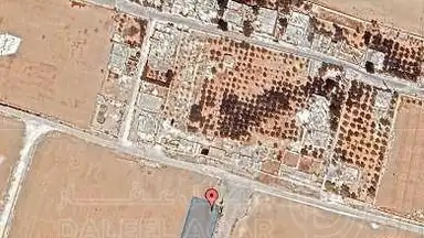 أرض في قرية الصلاحية - امتداد طريق المطار - 27,500 دأ - صورة NaN