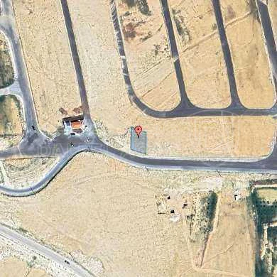 أرض في عمان - الموقر - 15,000 دأ - صورة 1