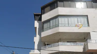 شقة - عمان- ام السماق- شارع العامرة - 325000 دأ