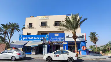 مبنى - مجمع تجاري استثماري للبيع  - 1200000 دأ