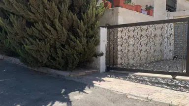 فيلا/منزل في حي الموحدين - 290,000 دأ - صورة NaN