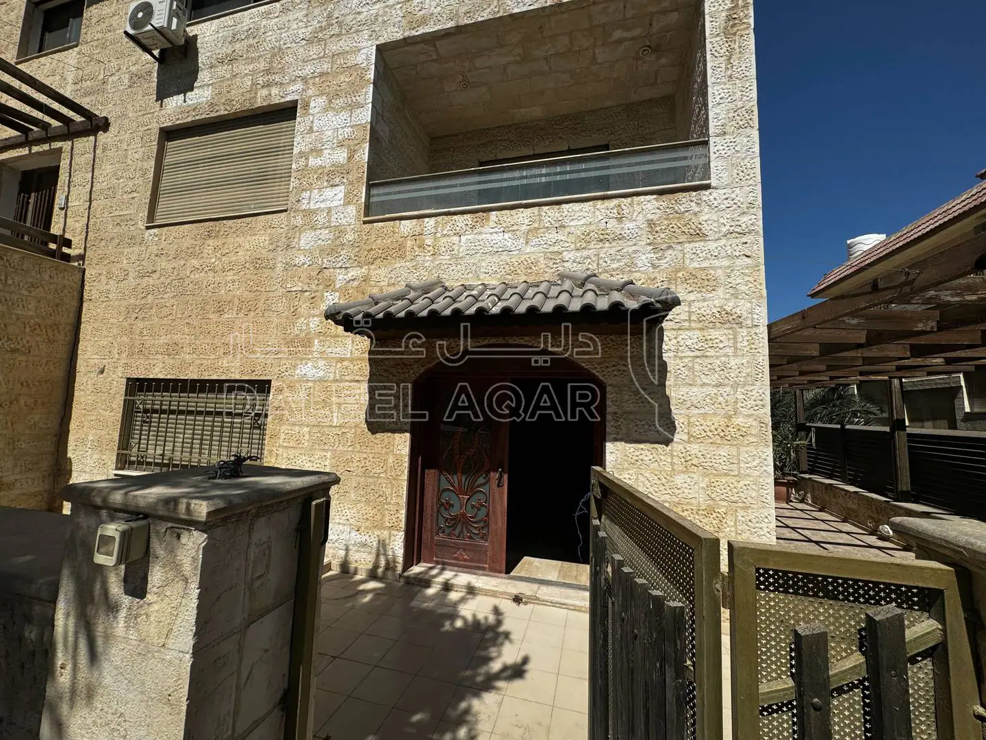 شقة في Abdoun - 200,000 دأ - صورة 1