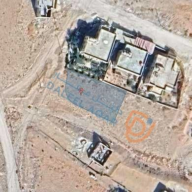 أرض في الزرقاء الصالحيه طريق السخنه - 21,000 دأ - صورة 1